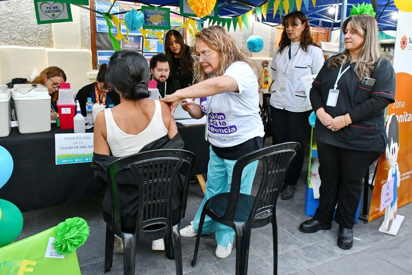 Foto de una de las postas de vacunación