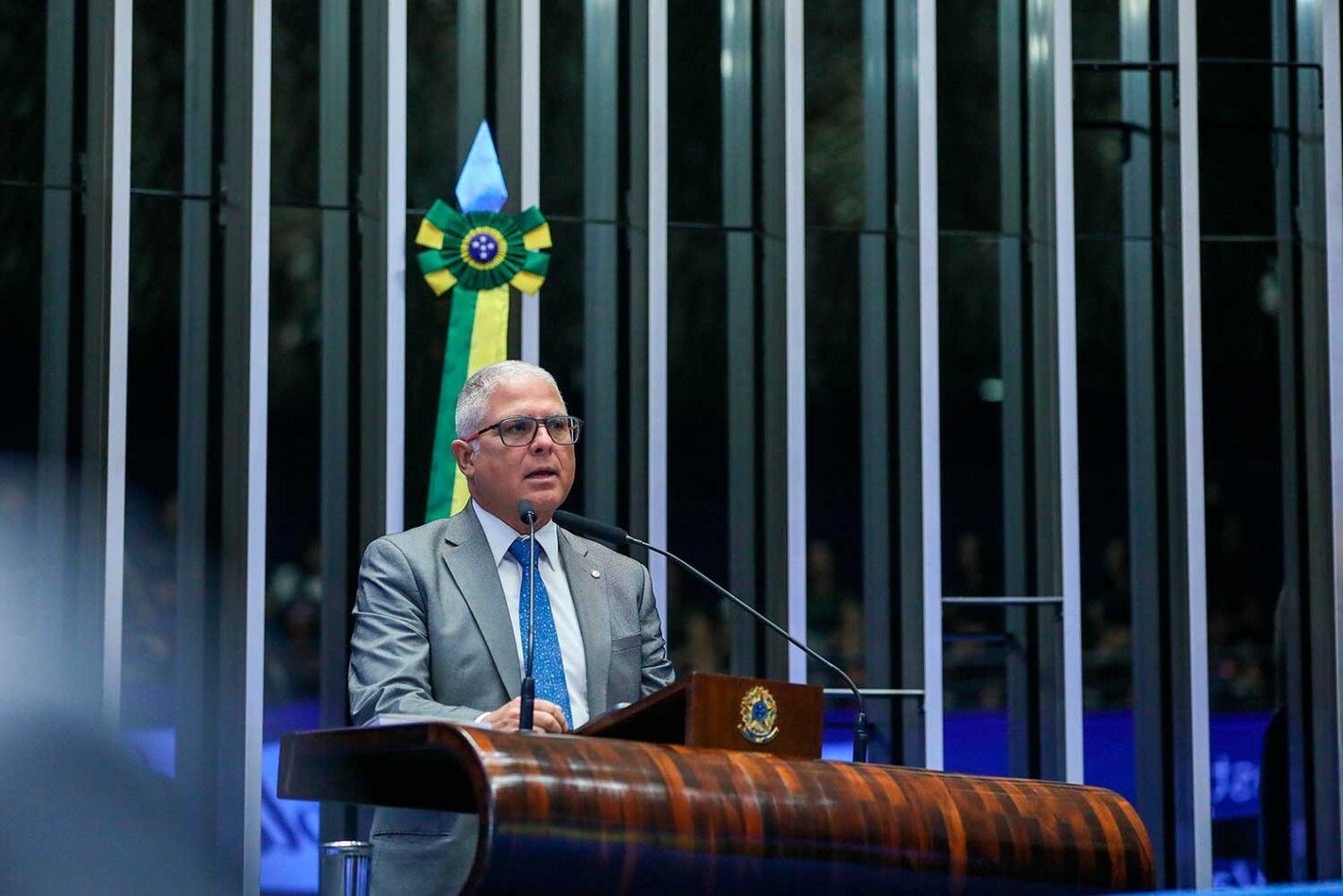 Cristian Morales discursa durante evento no Senado Federal