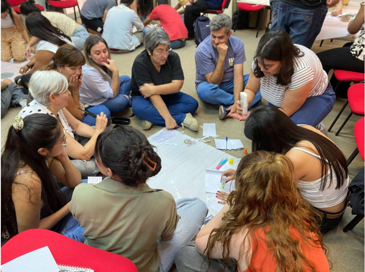 Comunidades de América Latina se movilizan