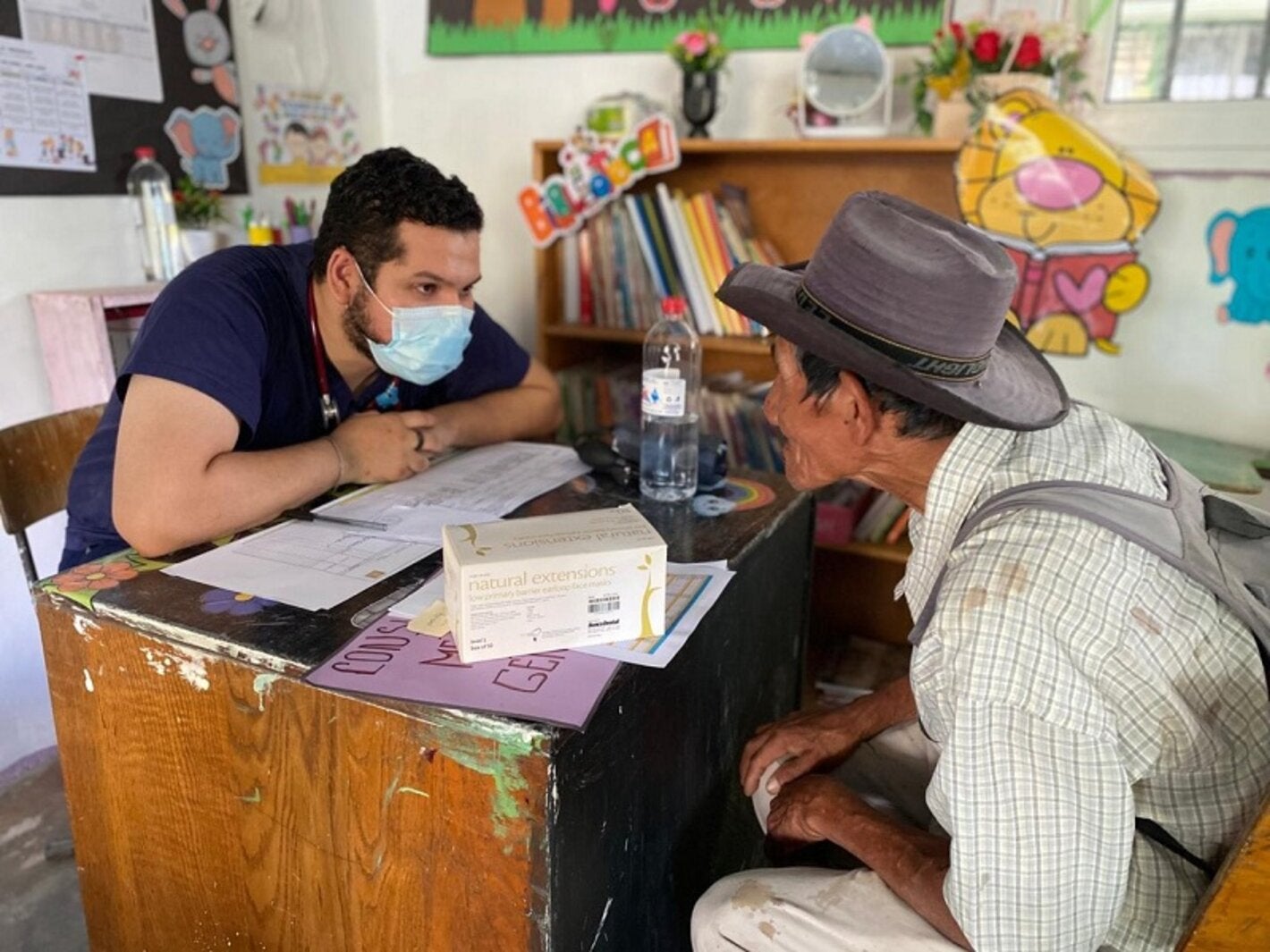 Atención a adulto mayor en Yaruca, Atlántida