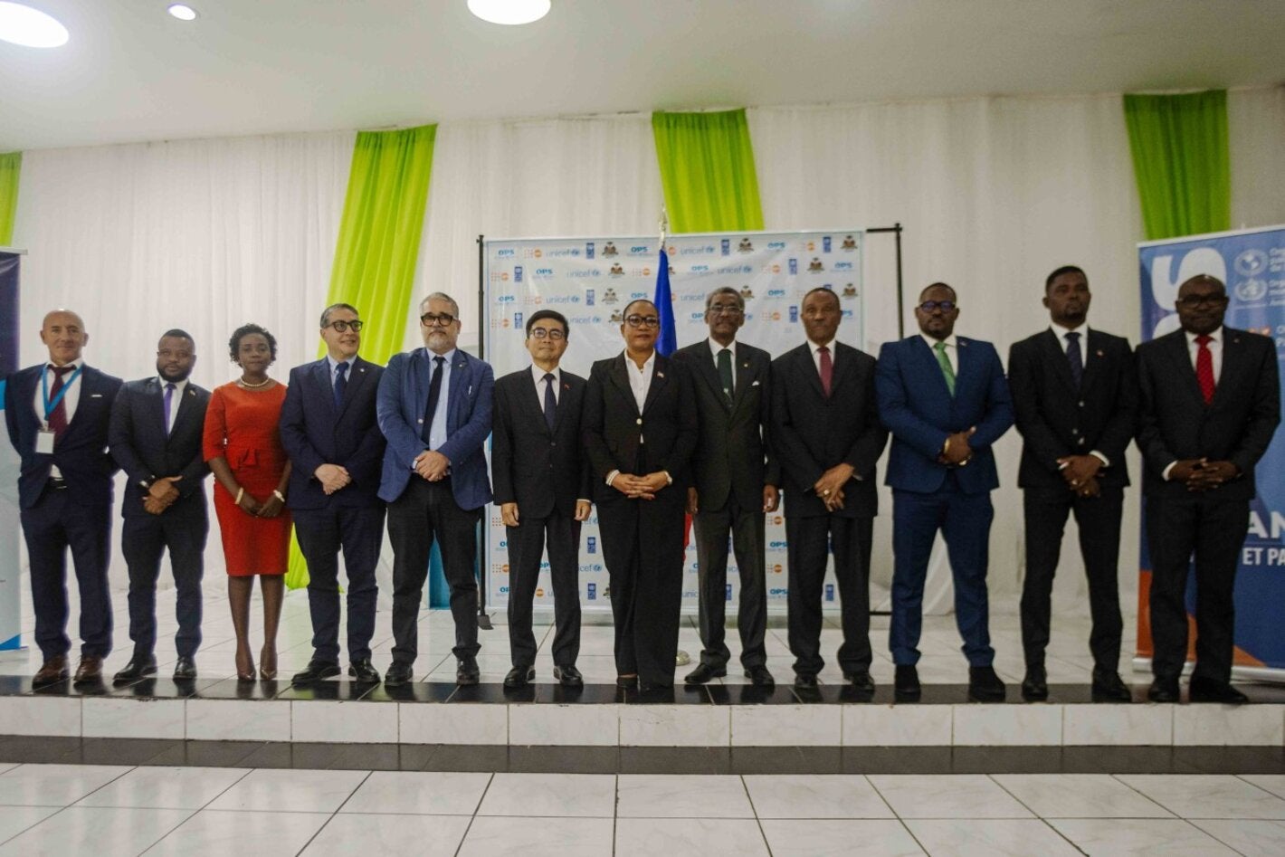 Photo de groupe semaine nationale de la sante Haiti OPS MSPP