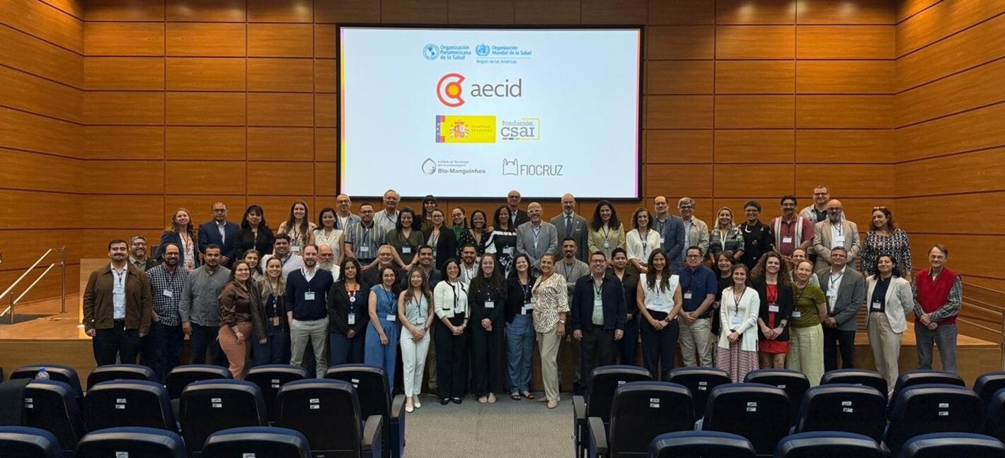 OPS y Fiocruz fortalecen capacidades en el desarrollo y producción de kits de diagnóstico con profesionales de la salud de 17 países 