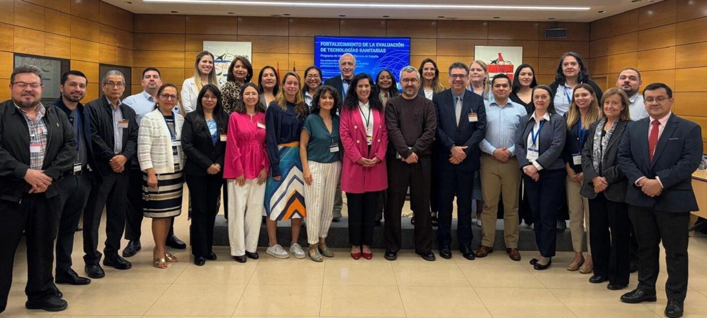 Organismos de evaluación de tecnologías sanitarias de las Américas fortalecen sus capacidades en un intercambio técnico con instituciones españolas