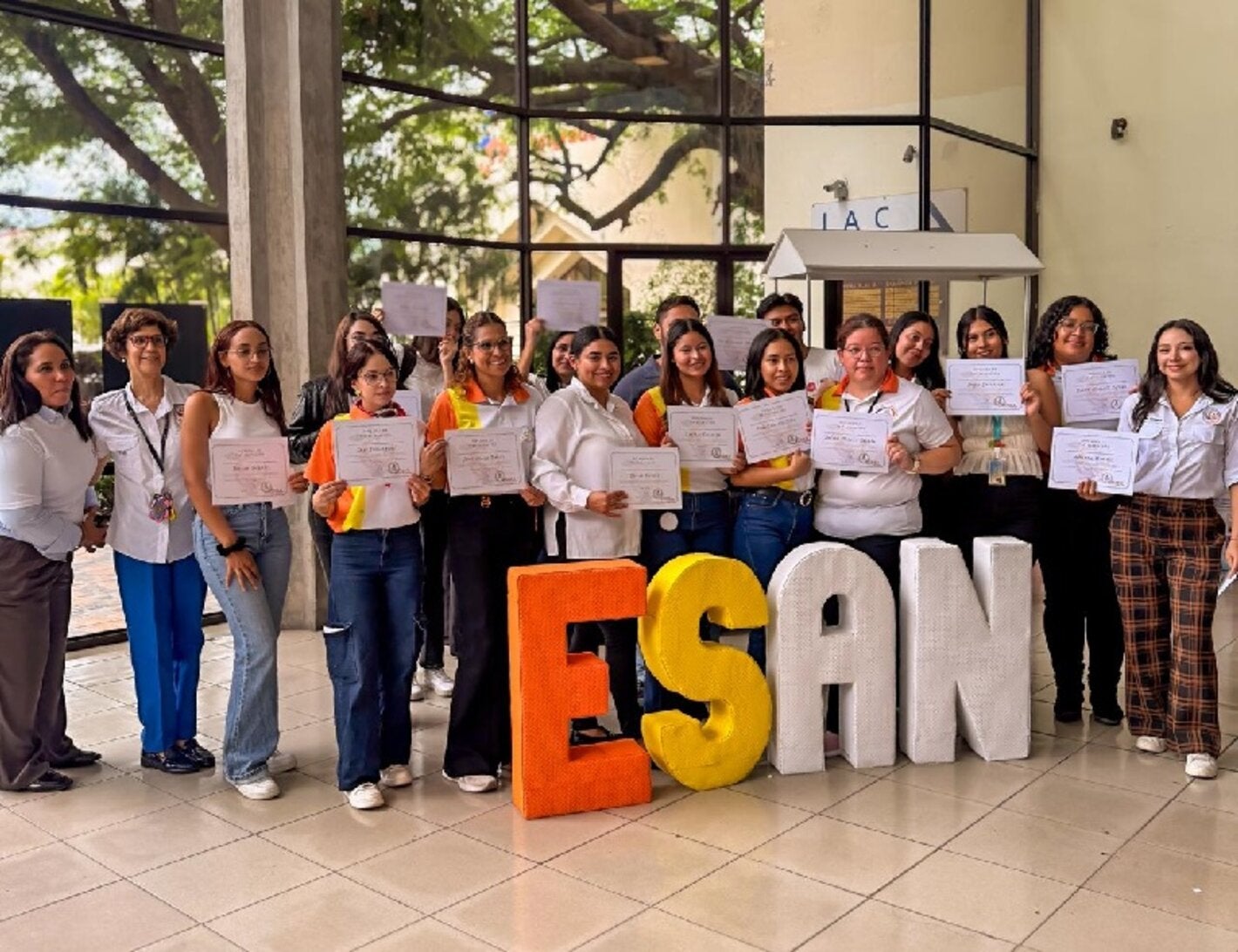Estudiantes en la celebración del Día Mundial de la Inocuidad Alimentaria