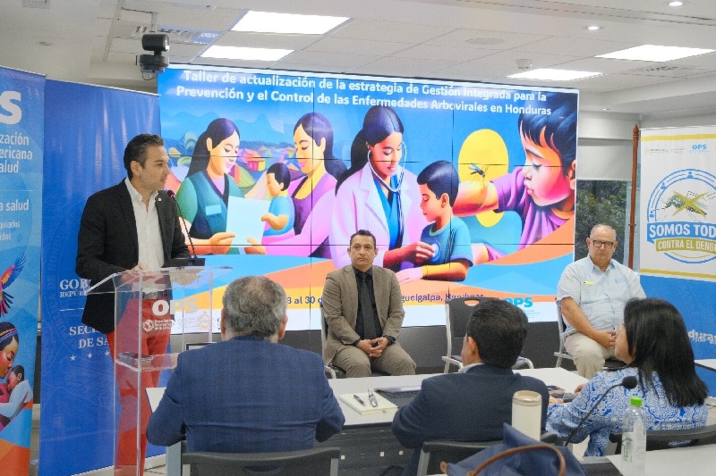 Autoridades en inauguracion del taller EGI-Arbovirosis