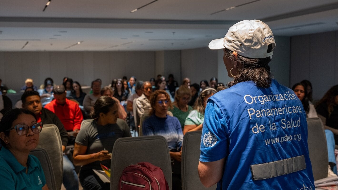 Taller de comunicación de riesgo en contexto de respuesta a terremoto en Venezuela