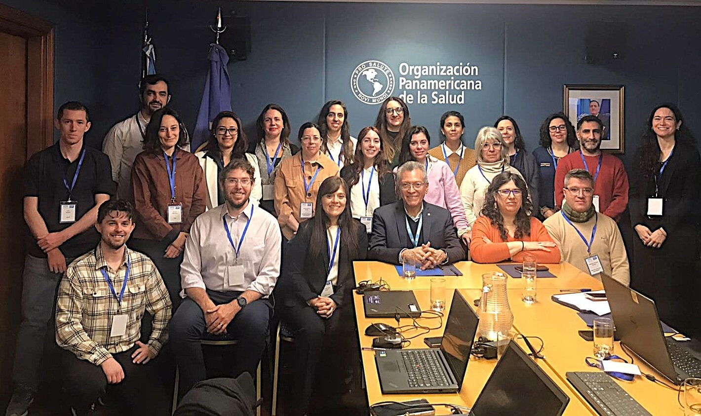 Foto grupal de los participantes del taller