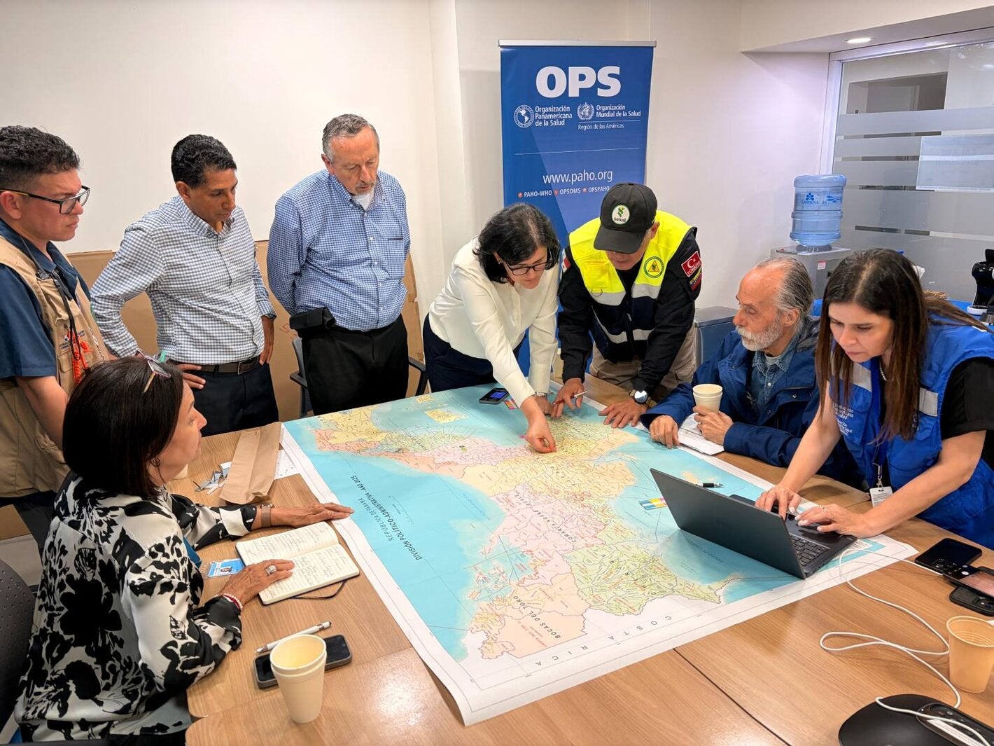 Especialistas en Hospitales Seguros apoyan al MINSA en la continuidad y recuperación de los servicios de salud tras el terremoto en Panamá