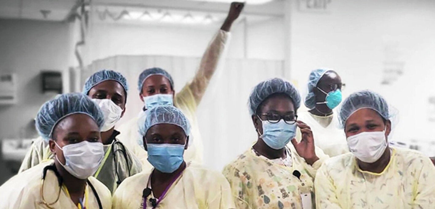 trabajadores de salud