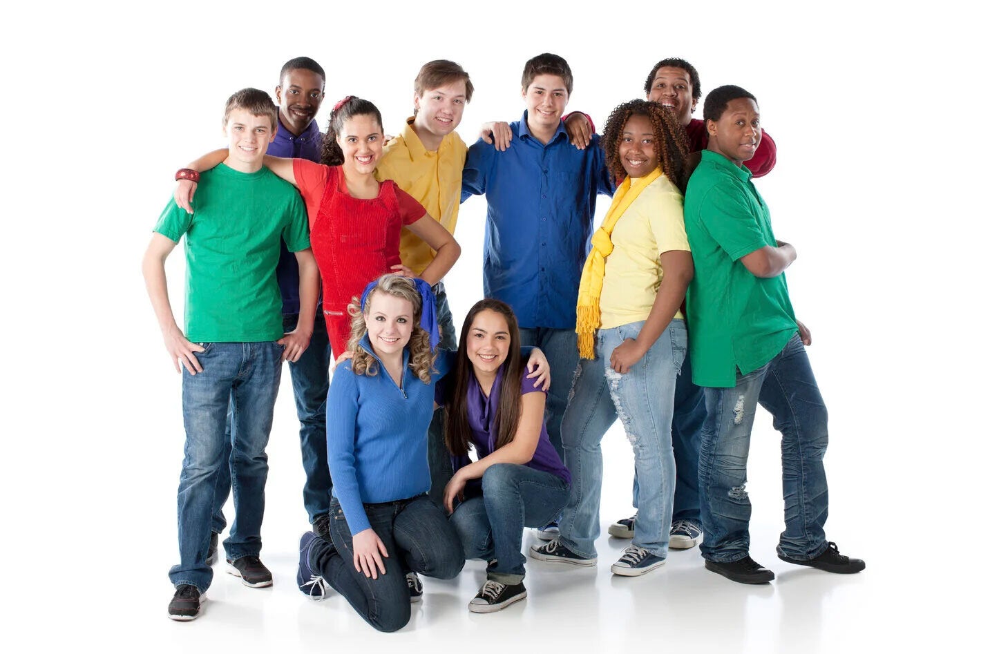 Group of adolescents of multiple ethnicities