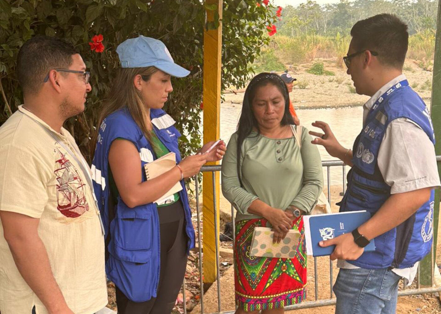 Diálogo con población migrante