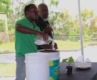 Demonstration of creation of a wick bed by Zachary Moore