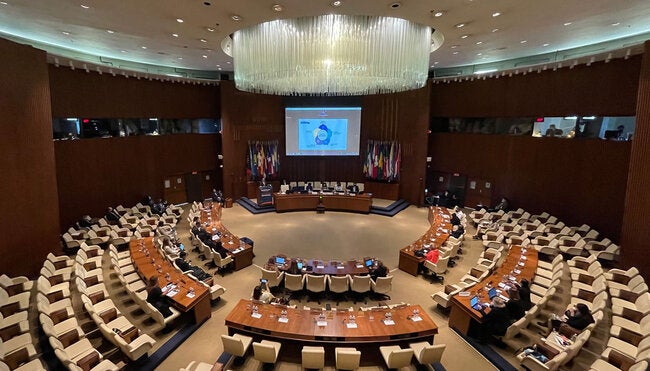 Nominees for PAHO Director address Member States at special forum thumbnail