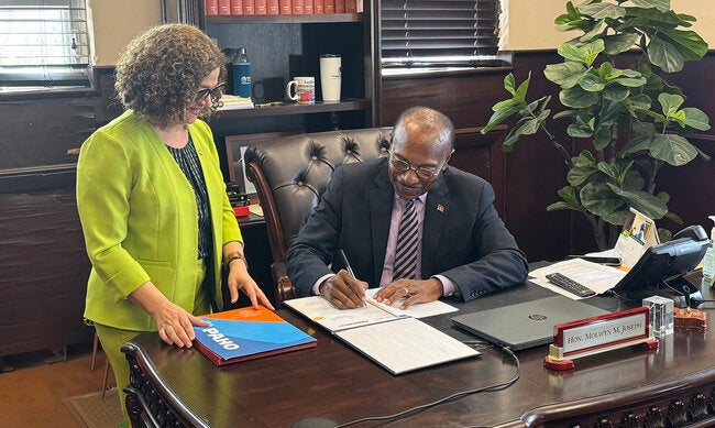 PAHO/WHO and Antigua and Barbuda advance health priorities with signing of Multi Country Cooperation Strategy 2026–2031