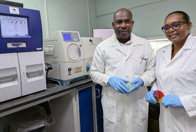 PAHO provides technical support to strengthen biosafety and biosecurity in Saint Vincent and the Grenadines
