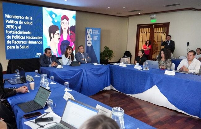 Countries of the Americas advance in monitoring the Policy on the Health Workforce 2030