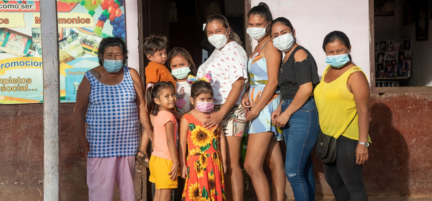 Tres generaciones de la familia Chávez Casilima
