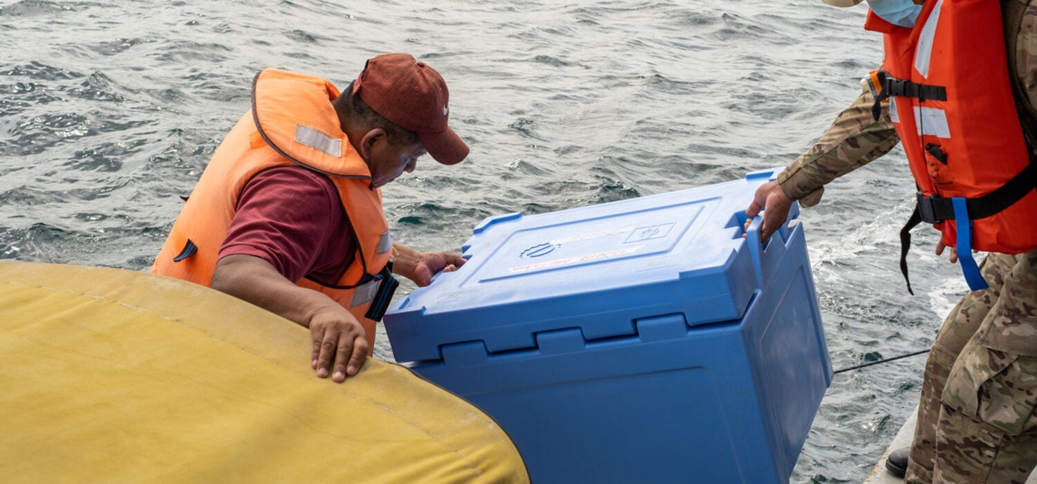 Mantaining the cold cahin to preserve vaccines