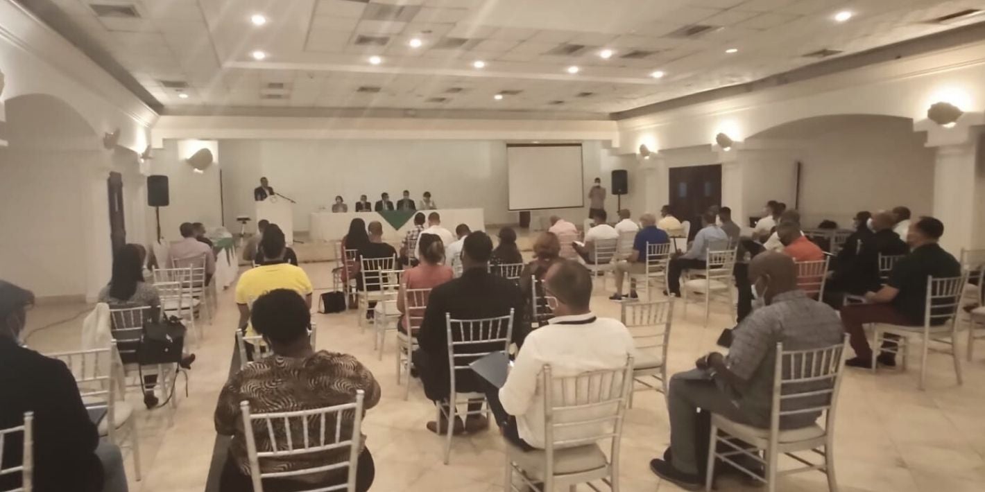 Acto inaugural del taller