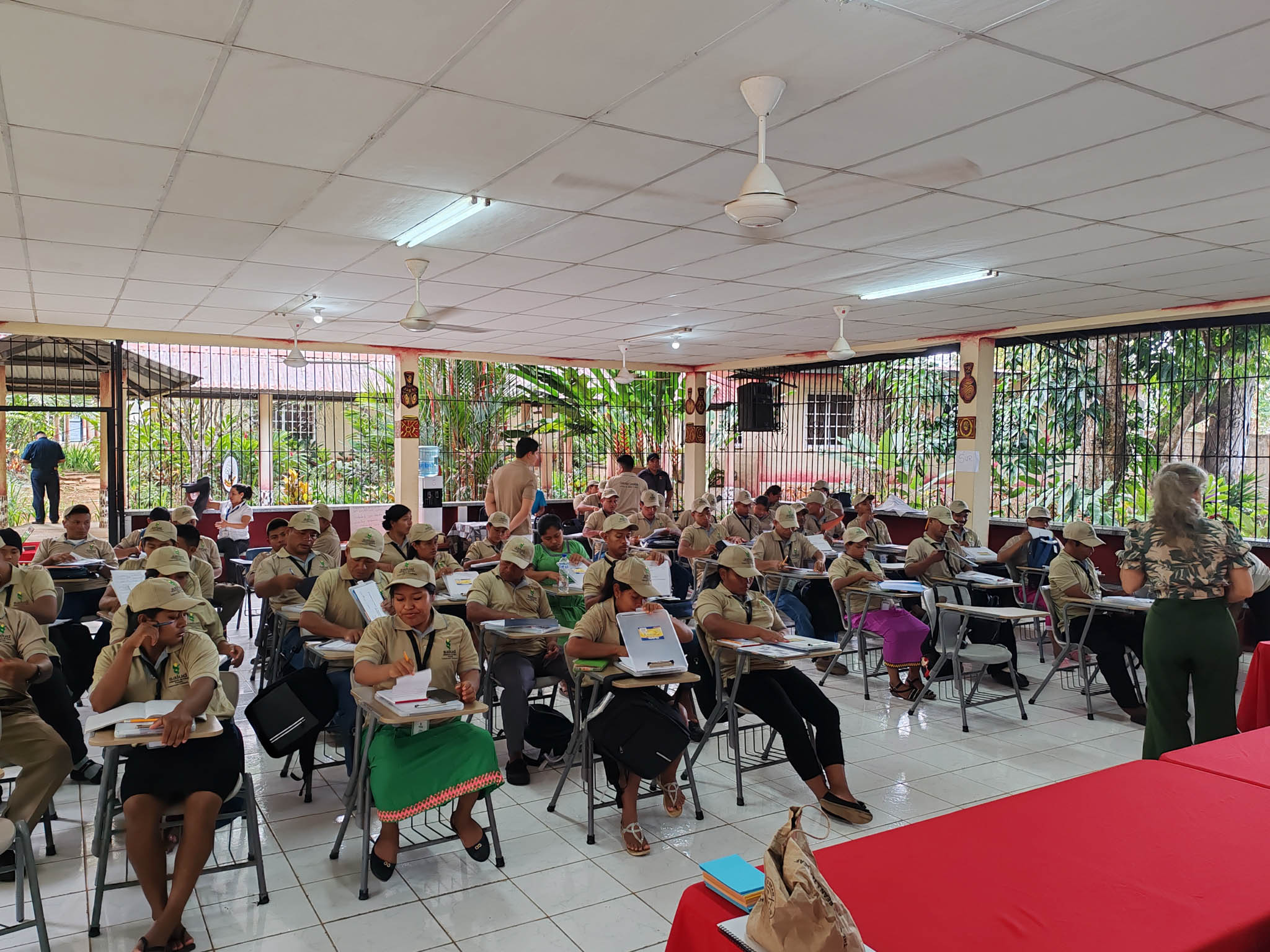 TALLER COLCOM NGABE BUGLE-2024-PAN-JPG