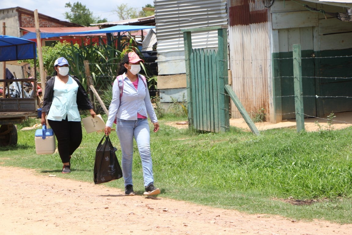 Vacunación en Trinidad, Bolivia