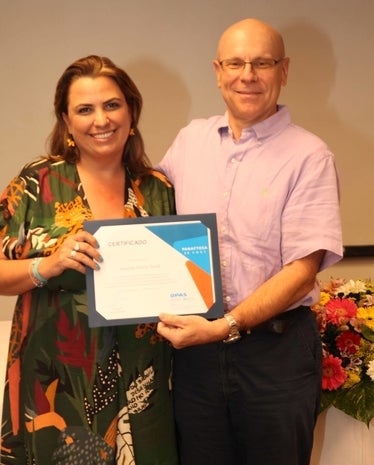 Vanessa David y Dr. Cosivi