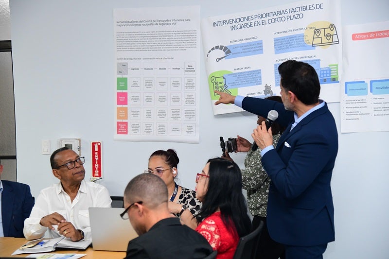Durante la consulta nacional