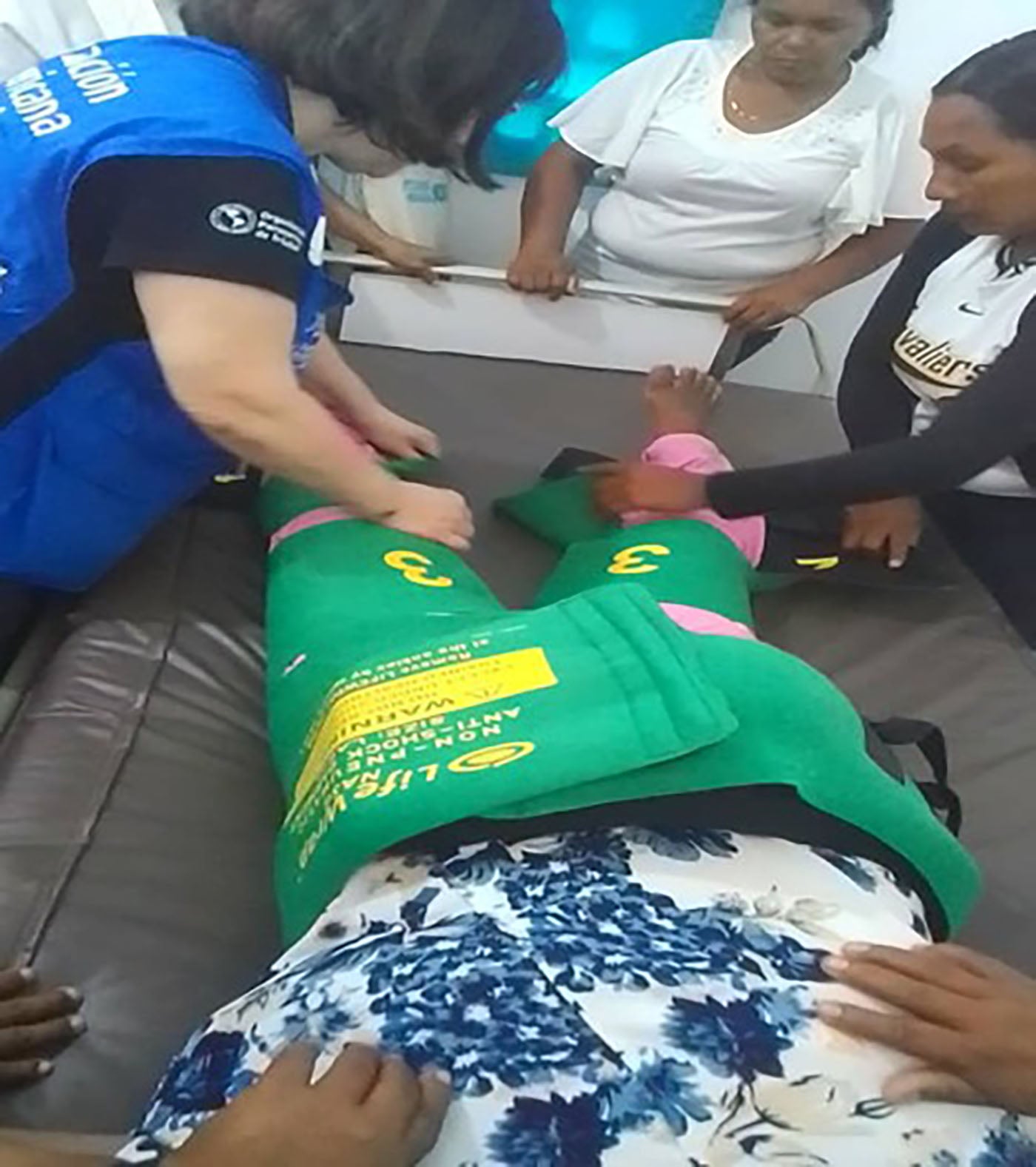 Encuentro con parteras tradicionales en el municipio Autana, estado Amazonas